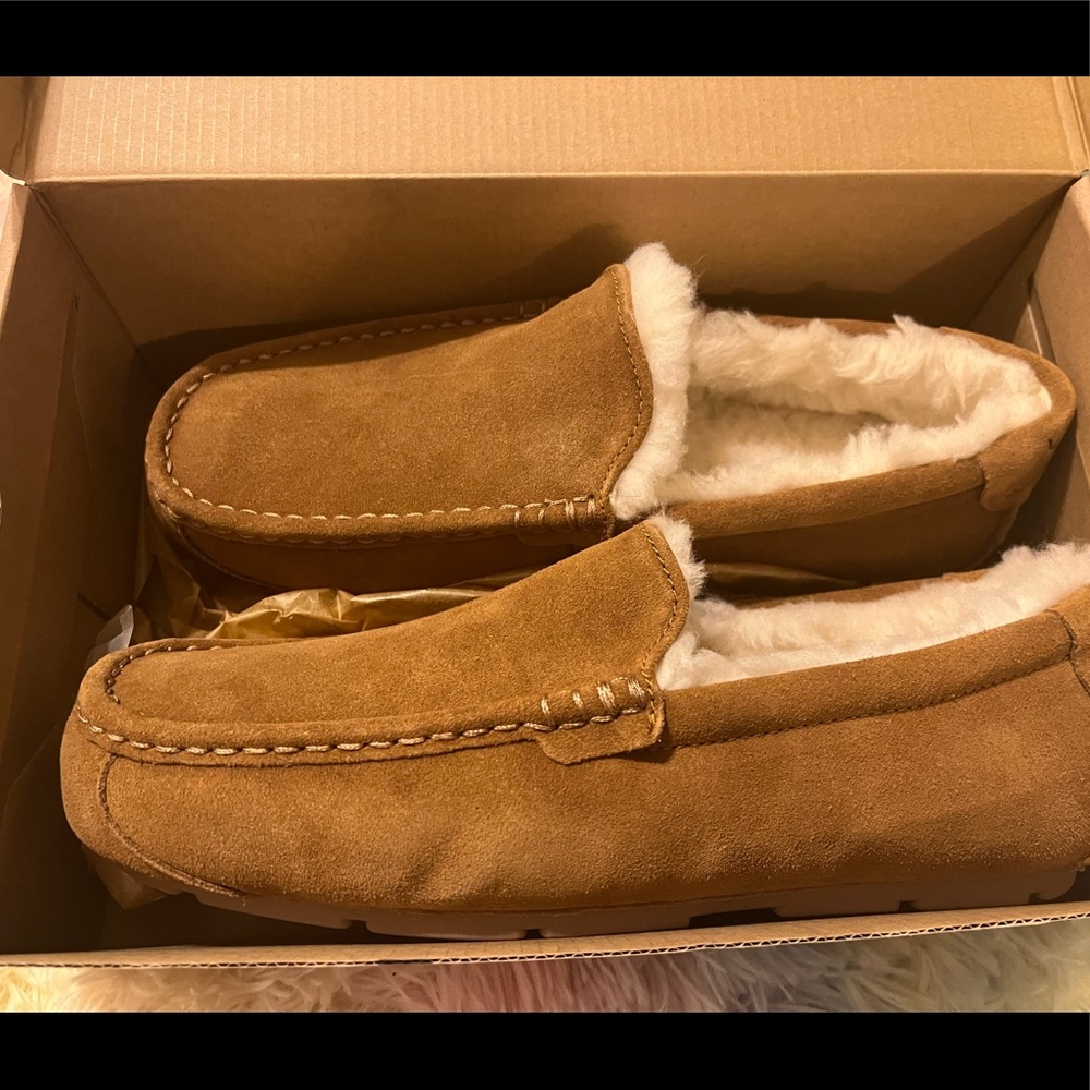 Men’s Koolaburra by UGG slippers